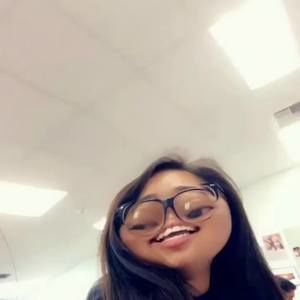 Meet your Posher, Carlyn